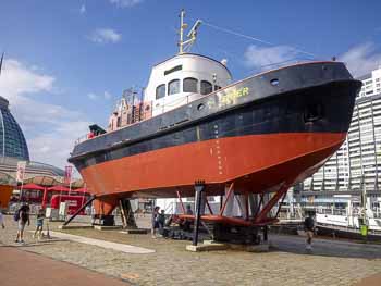 Museumschiffe im Alten Hafen von Bremerhaven