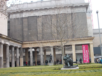 Pergamonmuseum in Berlin Berlin