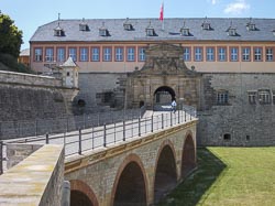 Aufstieg zur Zitadelle Petersberg in Erfurt
